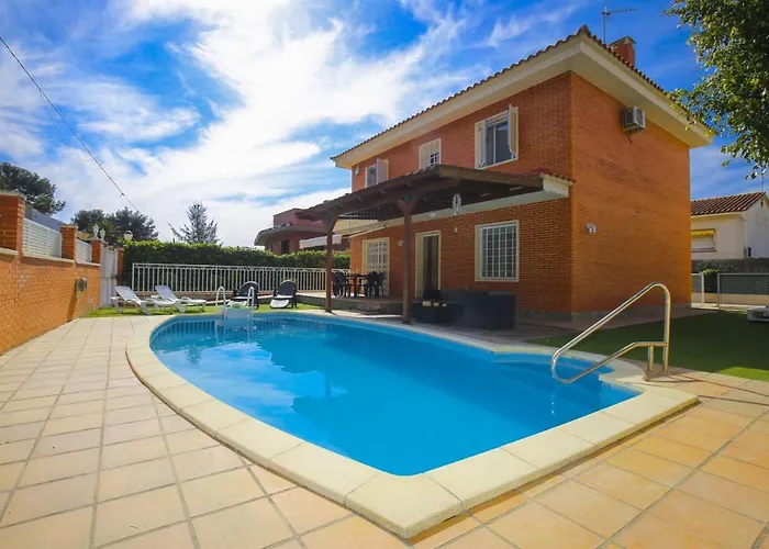 Villa Pluma Planet Costa Dorada - Only Families
