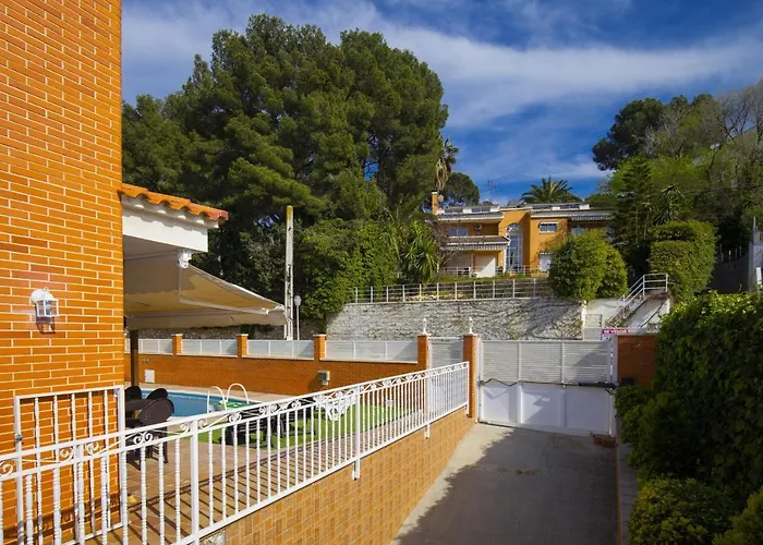 Villa Pluma Planet Costa Dorada - Only Families